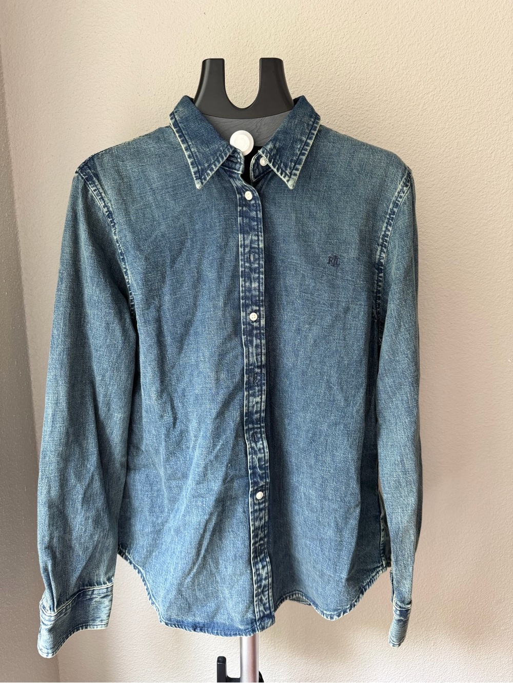 Lauren Ralph Lauren Women's Classic-Fit Denim Shirt - Picture 5 of 10